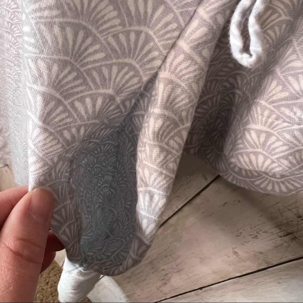 Garnet Hill Sleep Robe White Gray size Small - Picture 6 of 8